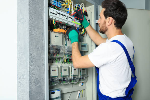 Best Residential Electrician Services  in Oakridge, OR
