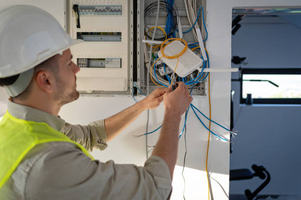 Best Electrical Troubleshooting Services  in Oakridge, OR